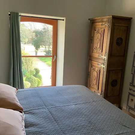 בית נופש La Grange Des Loges Boucé