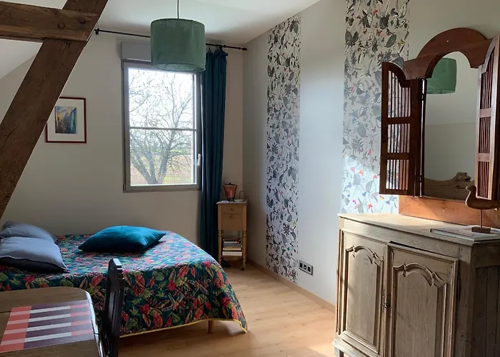 La Grange Des Loges בית נופש Boucé